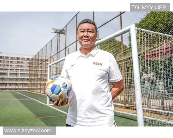 足球明星能说流利中文的背后故事与语言挑战分析